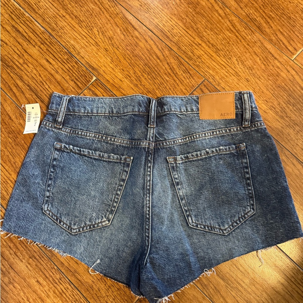 NWT Womens AERO Jean shorts - Picture 4 of 4